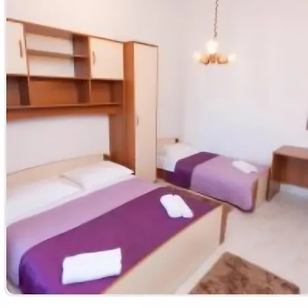 Ana 1 Lägenhet